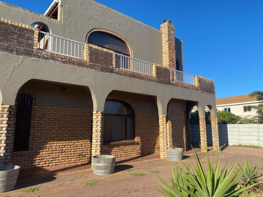 5 Bedroom Property for Sale in Parkersdorp Western Cape